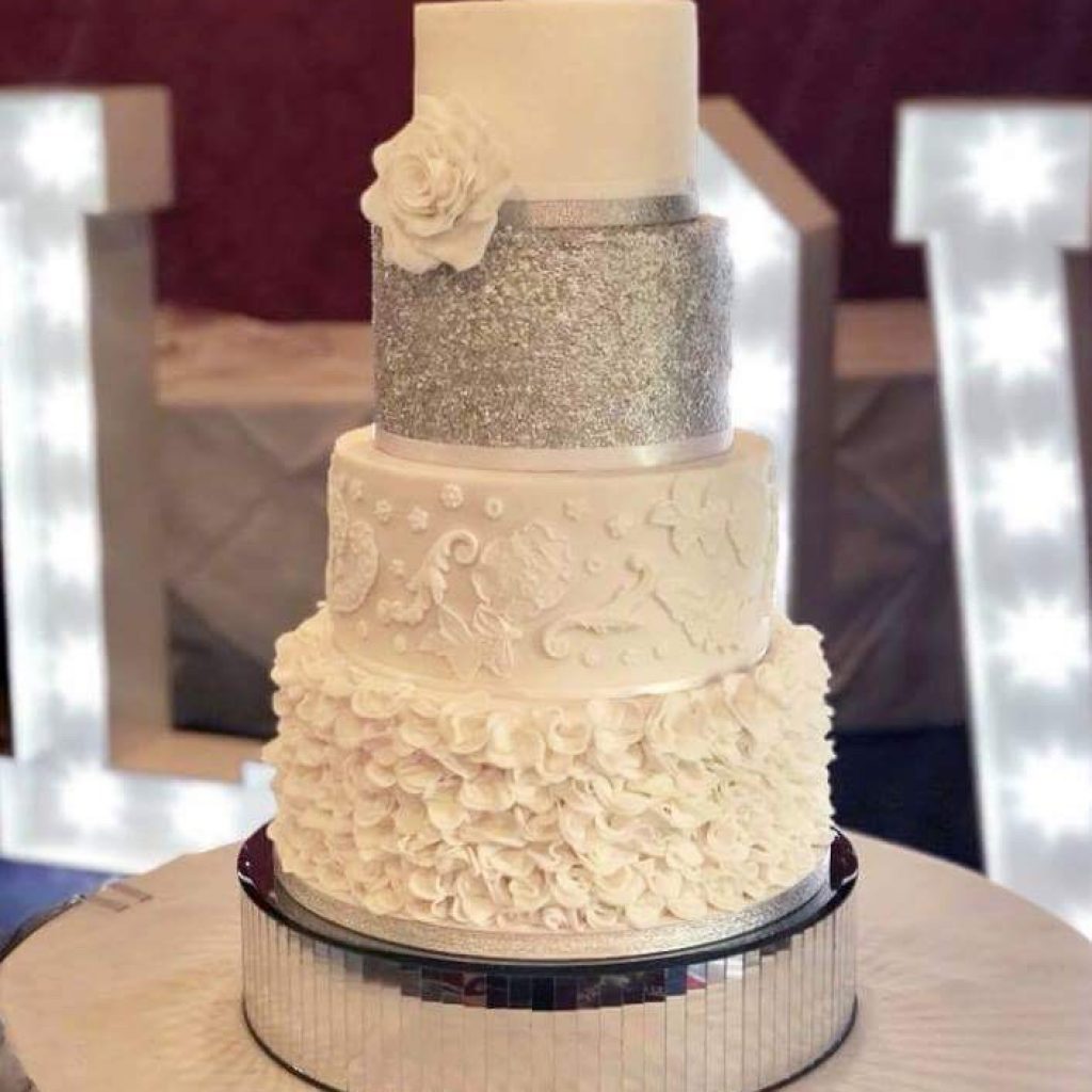 Wedding cake travels